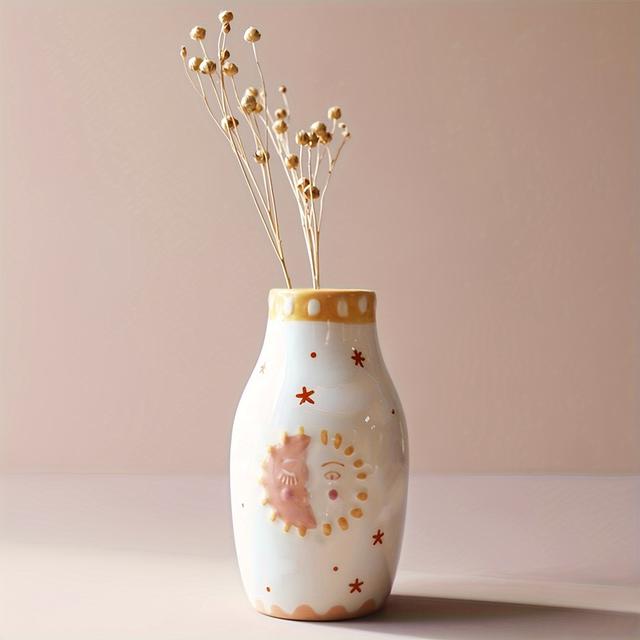 TEMU Unique Ceramic Vase, Cute Decor, Small Cream Vase For Dried Flowers Or Single Bud -