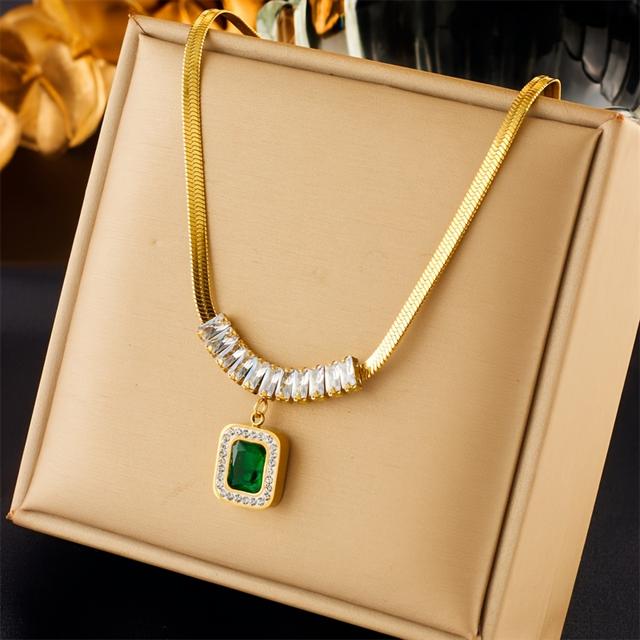 TEMU Easy Retro Green Synthetic Zirconia Block Pendant Ladies' Stainless Steel Necklace Elegant And Romantic Gift Suitable For Daily And Street Wear