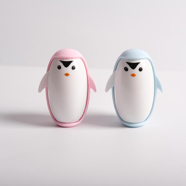 TEMU 2pcs Manual Hair Remover Roller, Reusable After Cleaning, Strong Adhesive For Dust Removal, Sticky And Stuck On Clothes, Small Portable Hair Remover With Cute And Strong Stickiness