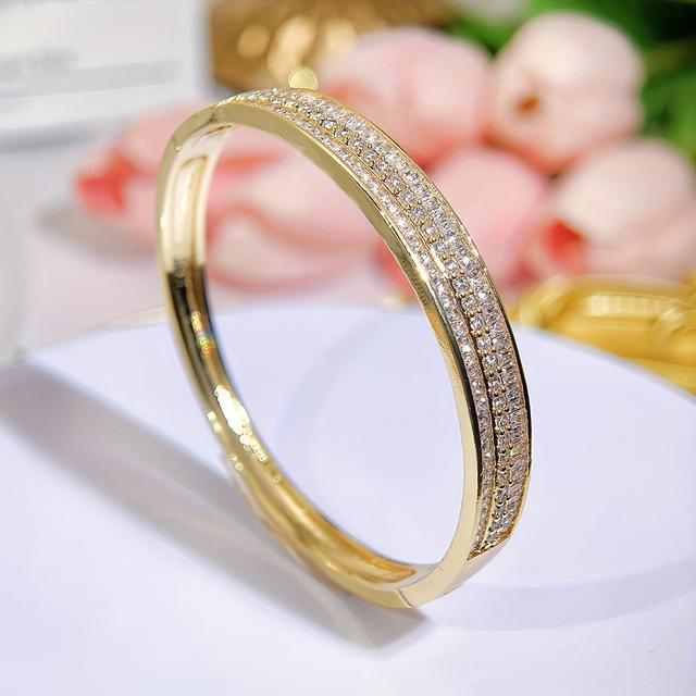 TEMU A Luxurious Golden Bracelet For Brides, With Set Synthetic Zirconia Stones, Perfect For High-quality Jewelry Accessories.