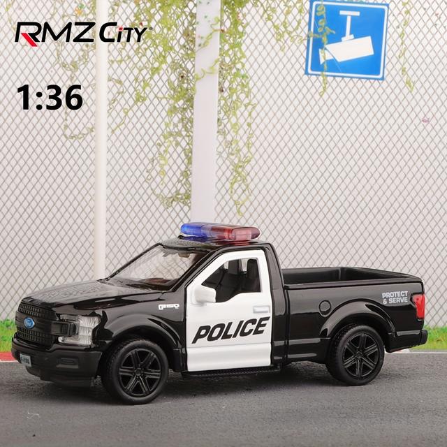 TEMU Rmz City 1:36 Scale Pull-back/manual Operation For Ford Police Car Model - Realistic Alloy Toy Car Suitable For Boys, Role-play, Birthday Gift, Display Or Moving Vehicle ()