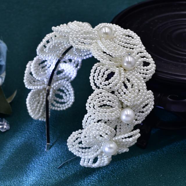 TEMU Elegante Handgewebte Perlen- & Perlenblumen-Kopfbedeckung - Vintage Bohemian-Stil Weißes Blumen-Haaraccessoire für Brautjungfern, Hochzeiten und Formelle Anlässe