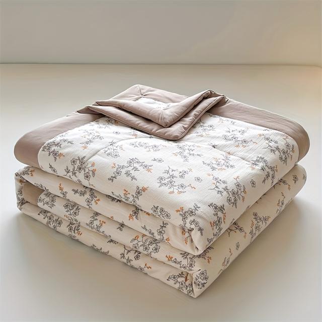 TEMU Summer Cooling Blanket - Lightweight, Breathable, And Skin-friendly, Featuring A Seasonal Cartoon Floral Print Design - Suitable For Bedrooms, Student Dorms, Guest Rooms, And Sofas.