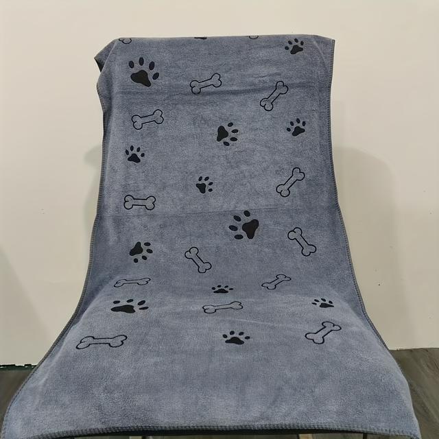 TEMU A Pet Towel And Cats, Featuring Super Absorbent And Quick-drying Microfiber Material, Perfect For Drying After A Bath, With A Colorful Paw Print Design, Suitable For Pets Of All Sizes