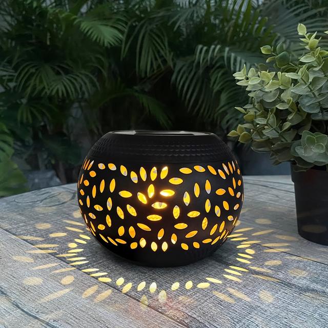 TEMU 1pc Solar Outdoor Desktop Decorative Light, Spotted Pattern Night Light, Metal Table Lamp, Suitable For Halloween, Outdoor Table Light, Bedroom, Terrace, Garden, Corridor, Patio