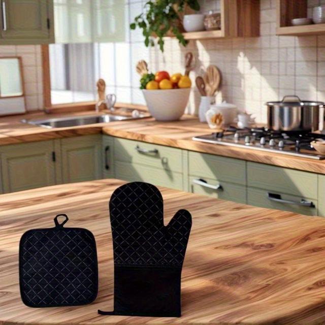 TEMU Make Cooking Smoother! This 2-in-1 Glove And Pot Holder Set Fits The Curve Of Your Palm, Ensuring A Without Slipping, And Is Easy To Fold And Store.