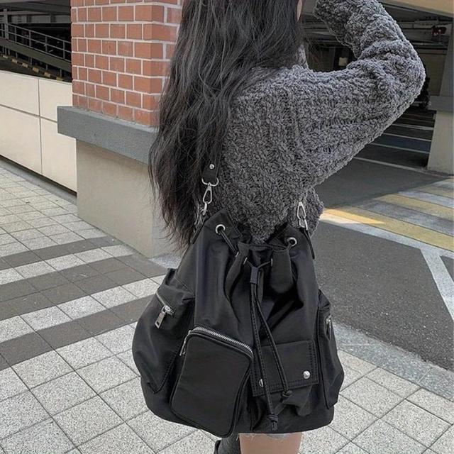 TEMU Mochila Ligera de Nylon para Mujer con Correa Desmontable de Bandolera/Portátil - Bolso de Libros, Bolso de Viaje, Bolsillos Prácticos y Lavable a Mano (Hecho en Yiwu)