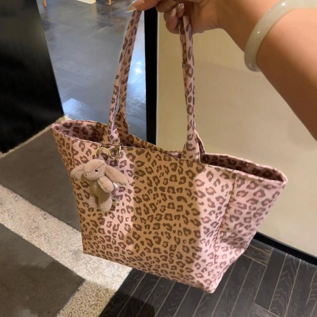 TEMU 여성용 핑크 프린트 토트백 - 대용량 핑크 핸드백, 조절 가능한 스트랩 & IC 잠금장치, 내구성 강화, 쇼핑용 - 2025 겨울 신상 디자인 (광저우 제조) - 스타일리시 일상 출퇴근 가방