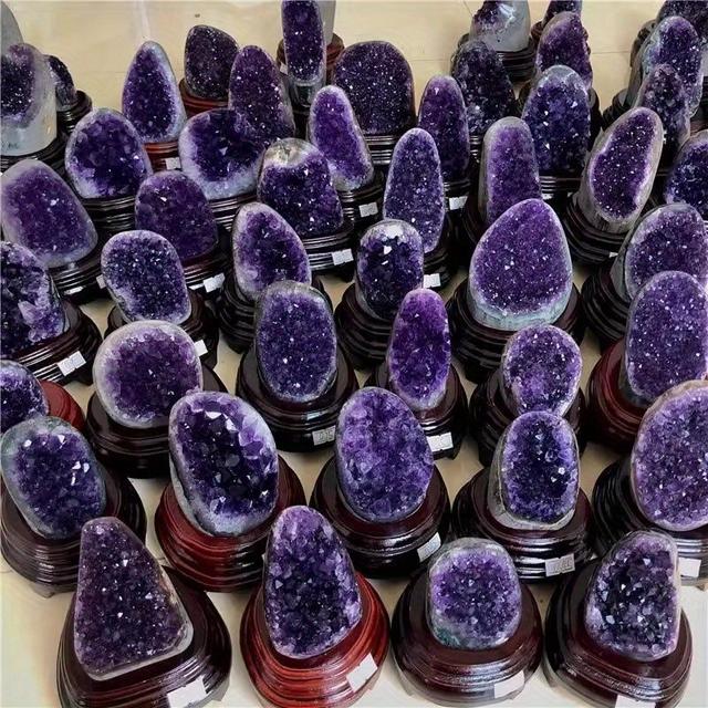 TEMU Natural Uruguay Amethyst Cave Rough Stone Amethyst Cluster Ornament Amethyst Demagnetization Stone Chinese Style Purple