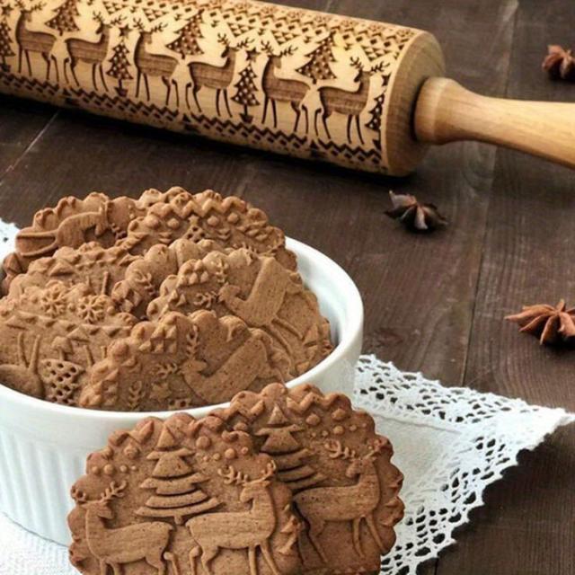 TEMU Tool: A Rolling Pin. Features Of Christmas Reindeer. Made Of Wood, Embossed, , 3d Mold For Baking