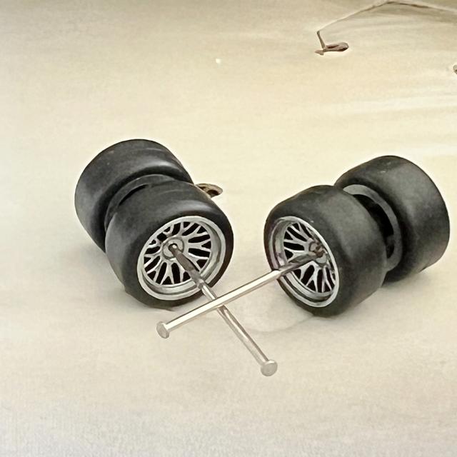 TEMU 6pcs/set, 4 Tires+2 Axles, Static Model Tires, Detachable Tires, Wheel Abs Material, Rubber Tires, For Small Cars, Vehicle Models, Like Modified Parts, For Collection