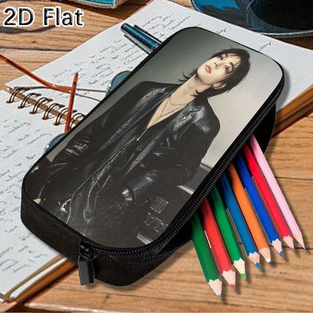 TEMU [2d Plat] 1pc Hyunjin Pencil Pouch, A Stylish And Minimalist Pencil Holder, Multifunctional Pencil Bag From Japan And Korea, Spacious Stationery And Cosmetic Storage Bag.