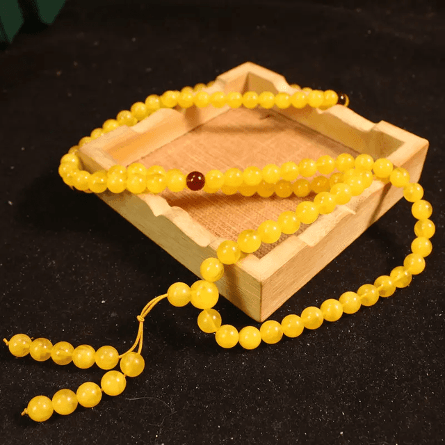 TEMU Fashion Amber Chicken Oil Yellow And White 108 Bead Round Bracelet For Men And Women