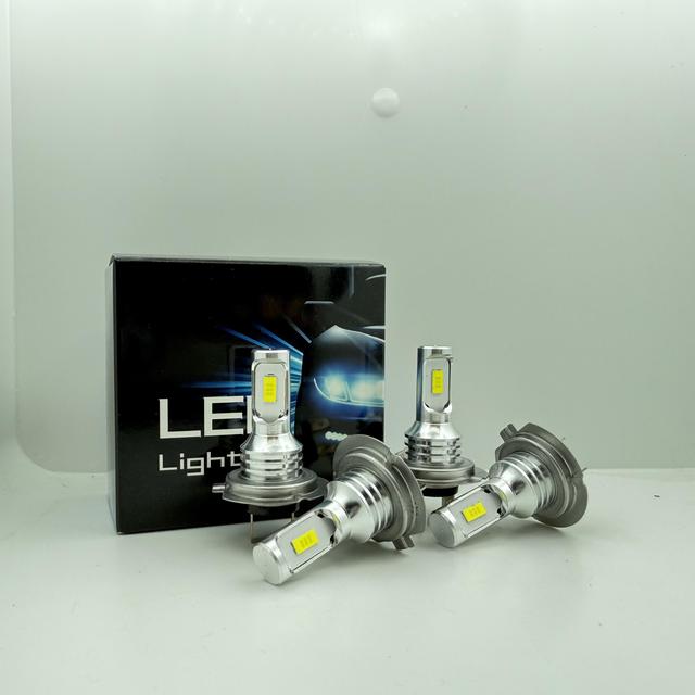 TEMU طقم مصابيح أمامية LED H7 6000K | شعاع عالي وخفيف أبيض ساطع، ألومنيوم، قابل للتطبيق عالميًا، أكثر من 3000 لومن، بدون بطارية (4x)