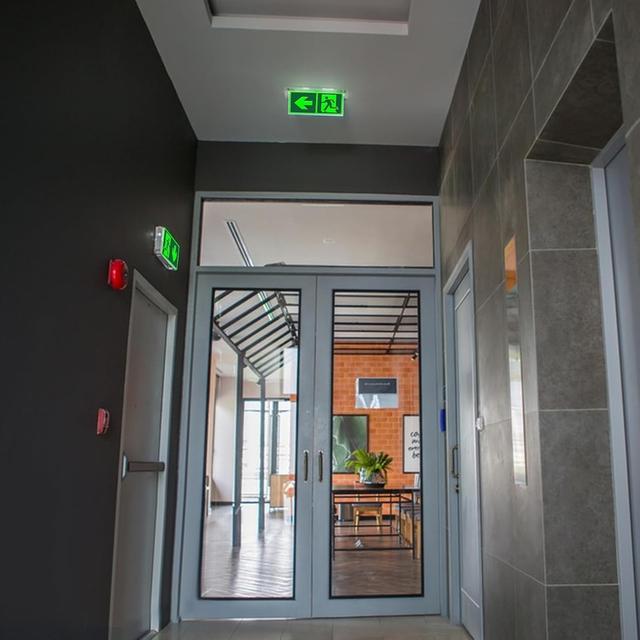 TEMU 8pcs -the-dark Self-adhesive Signs, Pvc Markers, High-quality Reflective Exit Signs (300 X 150mm)