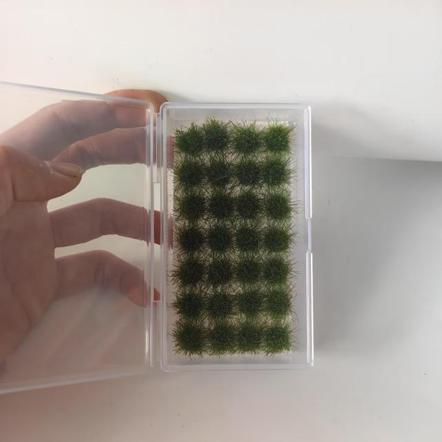 TEMU Mini-Grasbüschel, Mikro-Miniaturklumpen 28 Stk., Geeignet für Feengarten-Schalenlandschaft und Andere Miniaturlandschaftsdekorationen, Lebensecht Realistisch, Modell-Basteln