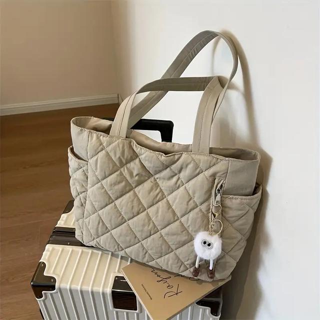 TEMU Bolso de Grande a Cuadros , Material Acolchado Duradero y Resistente a Arrugas, Múltiples Bolsillos para Almacenamiento Fácil, Adorno Colgante de Peluche Lindo - Moderno y Práctico