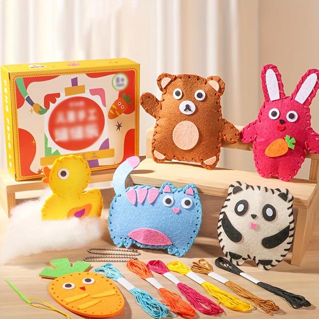 TEMU Beginner Sewing Starter Kit - A Set Of 6 Handmade Animal Pendant Bags Made Of Felt, Perfect For Crafting As Well As Christmas Gifts.