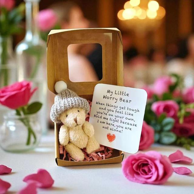 TEMU Worry Bear, When Things And You Feel Like Your Own. Tight I Am Here, You Are ! A Beautifully Gift Set, Including A Greeting Card, Little Bear Party Favors, And Best Friend