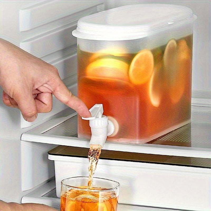 TEMU 1pc Large Capacity Plastic Beverage Dispenser With Tap - Fridge-friendly Cold Kettle For Iced Tea, Lemonade, Fruit - Durable Kitchen & Dining Essential, Sleek | Easygrip Handle