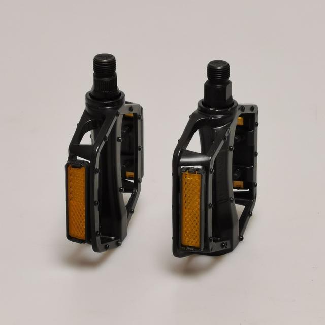 TEMU Set Of Aluminum Alloy Pedals For Mountain Bikes, Suitable For Folding Bicycles And Other Bike Additions