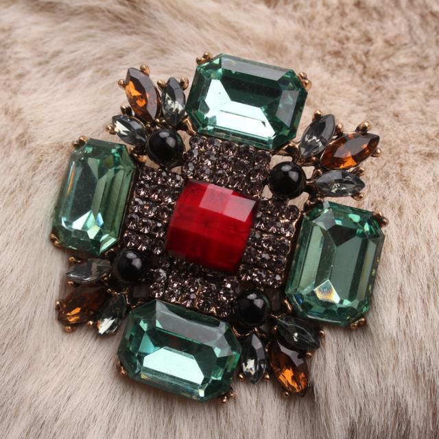 TEMU Vintage Bohemian Broche - Vierkant met Schitterende Steentjes - Geschikt voor Jassen, Sjaals, Jurken - Elegante Kraagaccessoire voor Feesten, Trouwerijen, - Luxe Retro