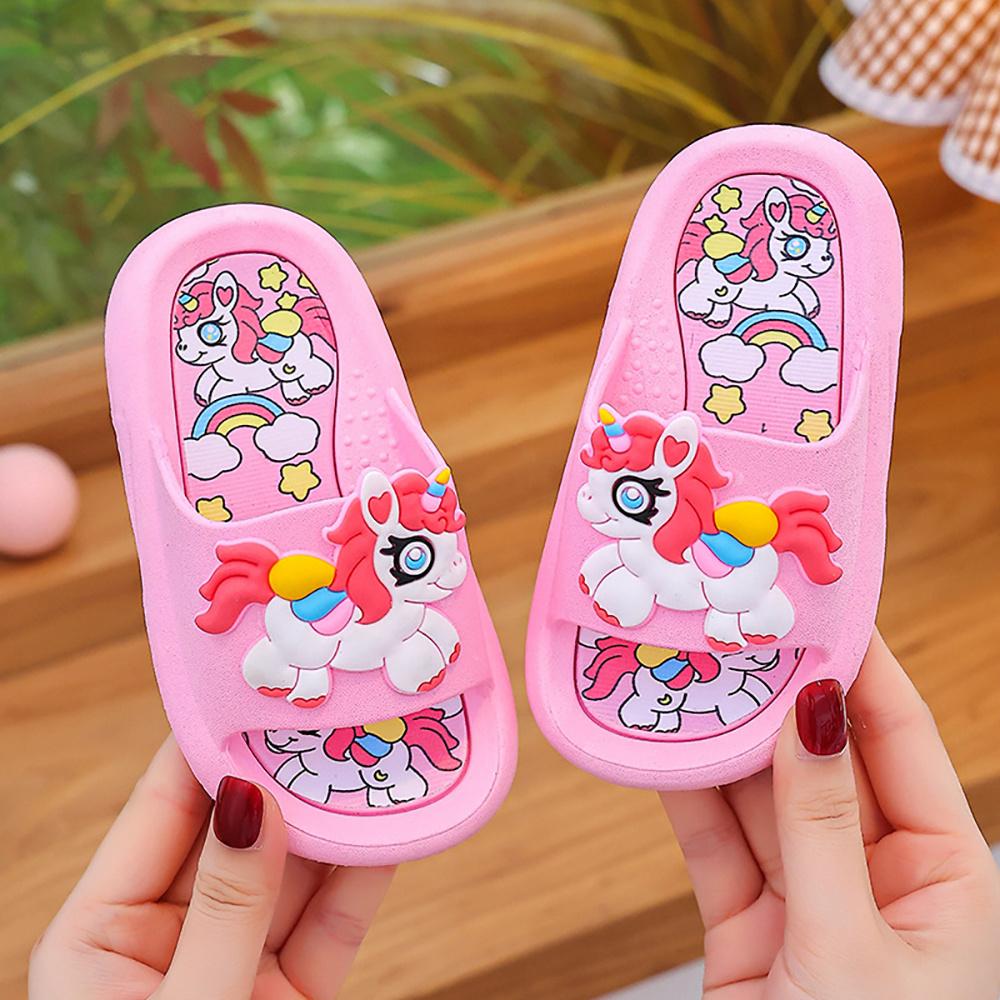 TEMU รองเท้าแตะใส่ในห้องน้ำลายยูนิคอร์นแฟชั่นการ์ตูน | เหมาะสำหรับใส่ในบ้านและนอกบ้าน ใช้ได้ทุกฤดูกาล วัสดุ PVC ทรงเตี้ย