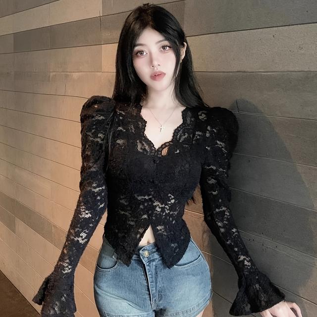 TEMU レースのバブルショルダーとトランペットスリーブがで上品なレディース。体にフィットし、とても素敵に見えます。