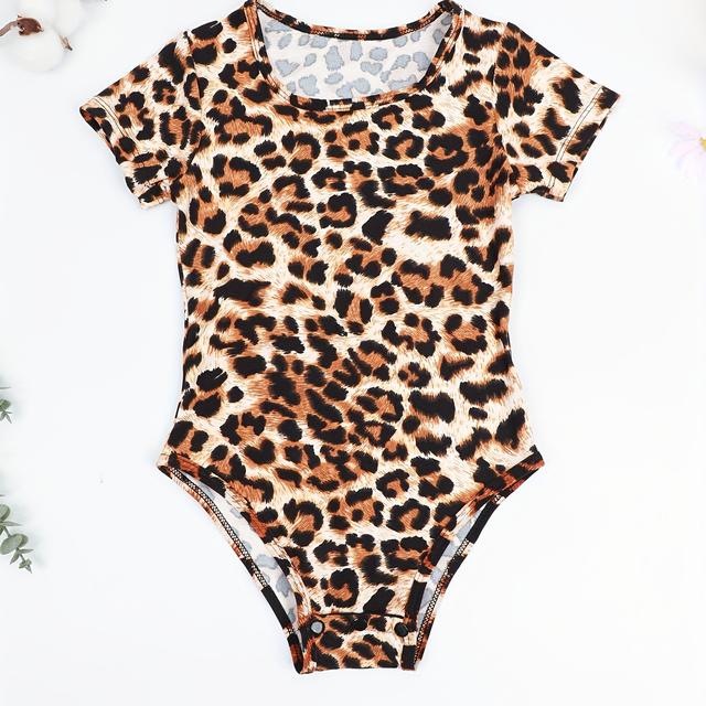 TEMU Short-sleeved Triangle Pants With Snap-button Bodysuit For Girls, Spring And Summer, Super Elastic And Soft, Worn Outside, Casual Print, Fashionable Snap-button Play Bodysuit, For Outdoor