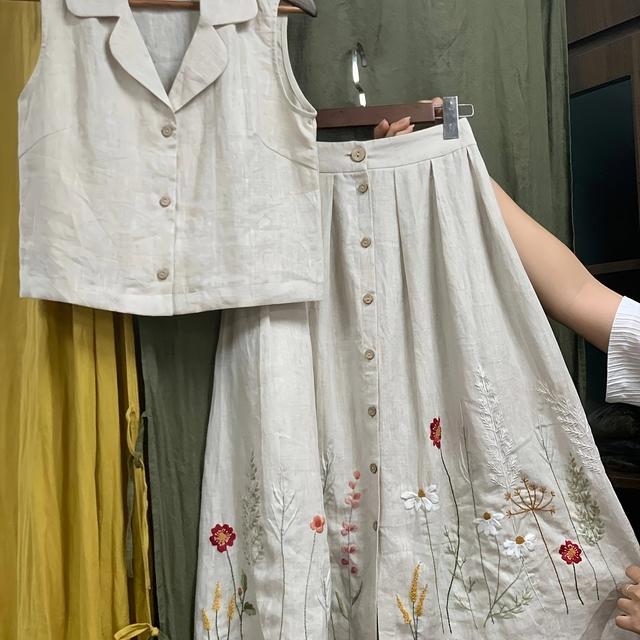 TEMU Ladies' Summer Fashion Elegant Lapel Embroidered Solid Color Polyester 95% Elastane 5% Suit