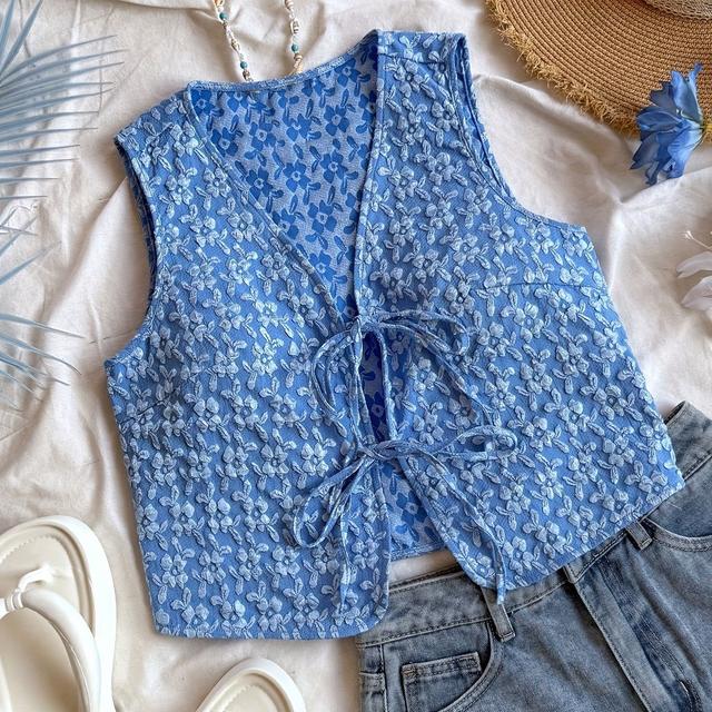 TEMU Women's V-neck Sleeveless Top - Casual Texture Fabric, Short Length, Front , Lace Detail, Perfect For Spring/summer/fall, Versatile Casual Wear|vintage Print Top|laceup Detail