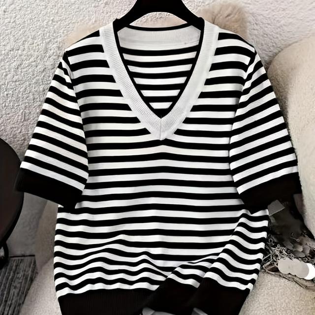 TEMU เสื้อยืดลายทางคอวีไซส์ใหญ่สำหรับผู้หญิงในฤดูร้อนแบบสบายๆ