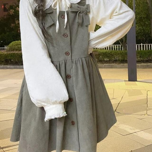 TEMU 女性用カレッジスタイルのボウ付きサスペンダードレスとロングスリーブドールカラーシャツ、韓国風ルーズフィット新作セット