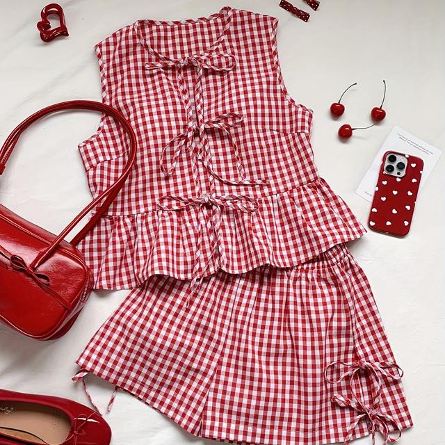 TEMU Conjunto de dos piezas para mujer que una camiseta sin a cuadros con cordones y shorts