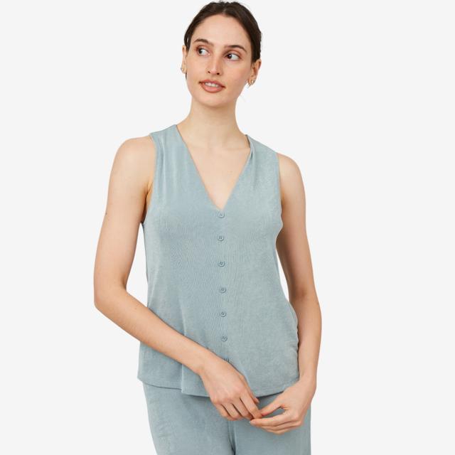 Kim & Co. Poly Slinky Faux Button Vest | Style: Ice Grey | Size: 2XL | by TSC
