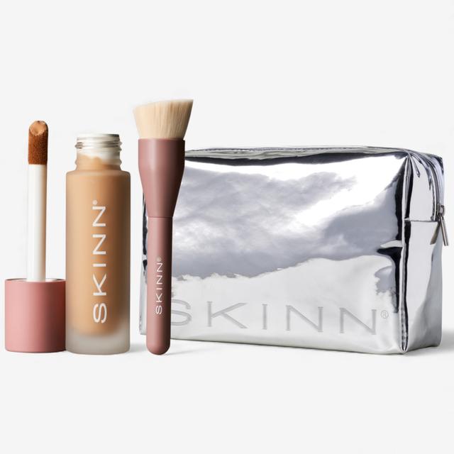 Skinn Foundation + Concealer With Silver Gift Bag | Style: 5W/Golden Med | by TSC