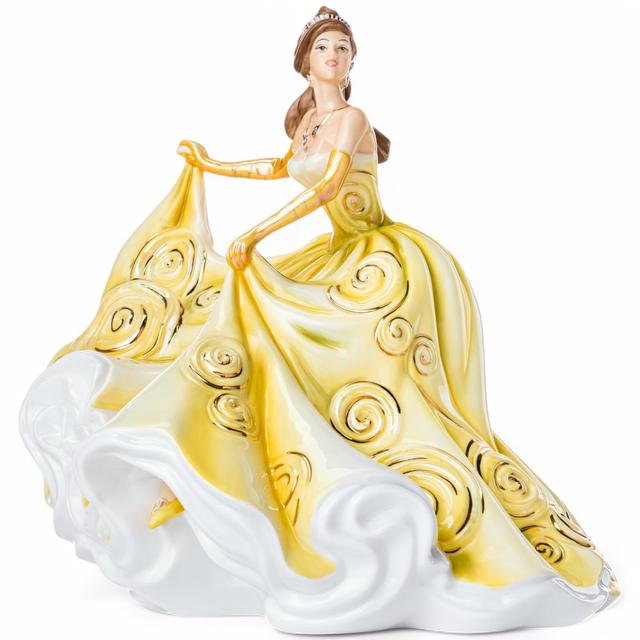 The English Ladies Charm Figurine | Style: Golden | by TSC