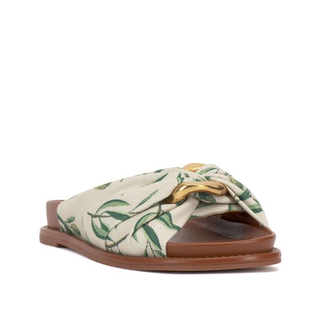 Vince Camuto Gilessa Flat | Style: Floral | Size: 9H | by TSC