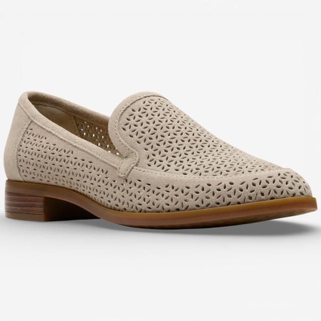 Clarks Footwear Trish Cove Flat Shoe | Style: Stone | Size: 10W | by TSC