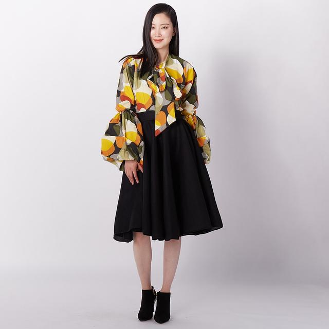 Kaela Kay Neoprene Skirt | Style: Black | Size: 2 | by TSC