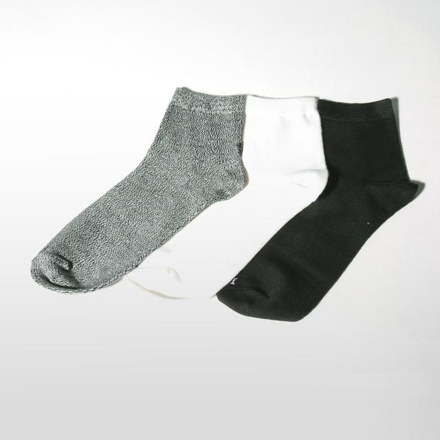 Hue Three-Pack Super Soft Cropped Socks | Style: Black/White | by TSC