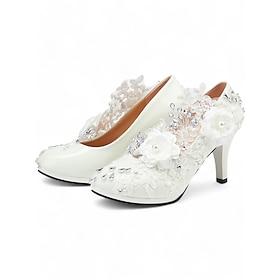 Witte kanten bruidshakken voor dames – bruidsschoenen met strass-versiering en bloemenmotief voor elegante gelegenheden