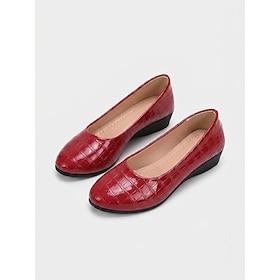 Women's Red Croc-Embossed Flats - Comfortable Round Toe Office Shoes with Low Wedge Heel Anti-Slip Sole for Professional Work, Meetings Daily Commute
