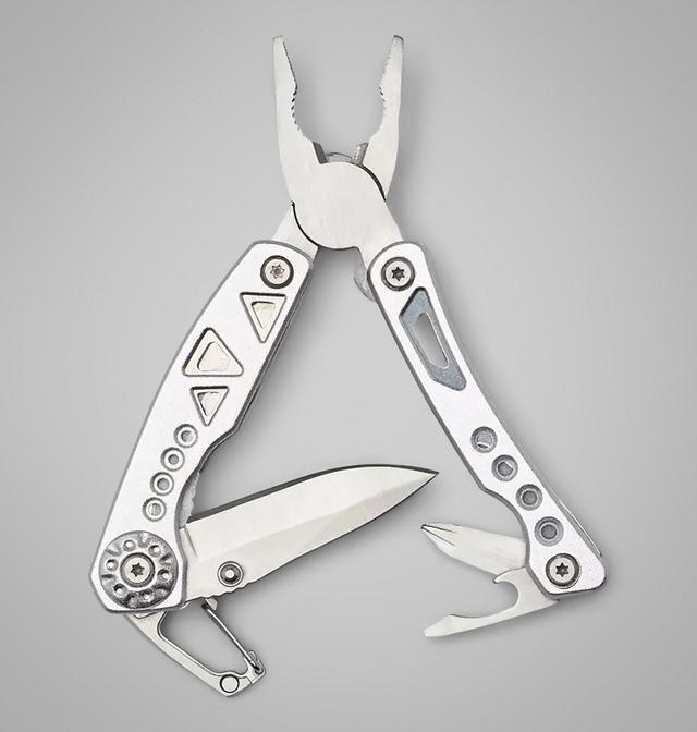 Columbia 9-Function Multi-Tool With Carabiner-