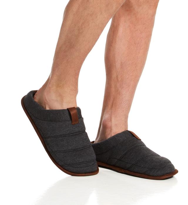 Dearfoams Men's Ashton Quilted Jersey Clog in Black (26574) | Size XL | HisRoom.com