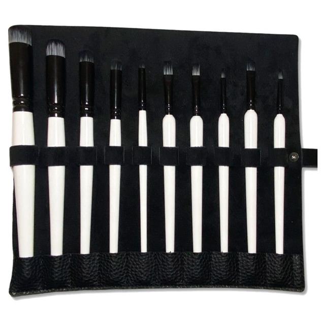 CHR12081 Leather Brush Roll