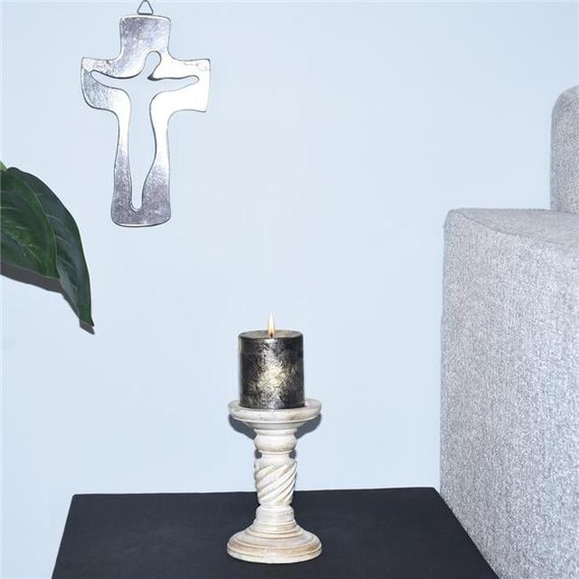 UBBBWA556SCD1HS 6 in. Traditional Eco-friendly Handmade Mango Wood Pillar Candle Holder&#44; Antique White