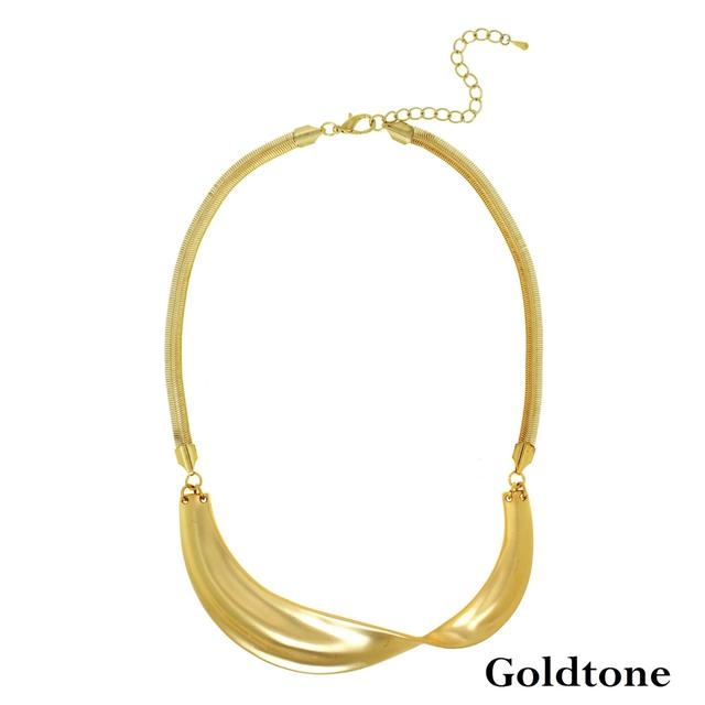 9235-N-G Matte Twisted Front Piece Snake Chain Necklace