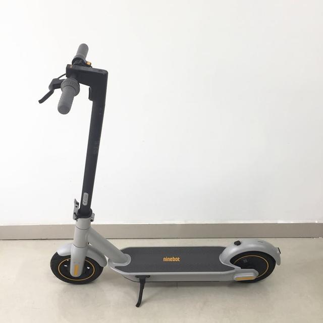 G30LP Ninebot MAX Foldable Electric Kick Scooter - Gray
