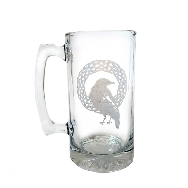 26 oz Caltic Raven Engraved Stein Glass